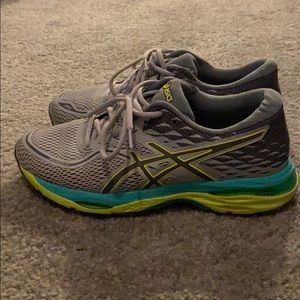 ASICS gel cumulus 19